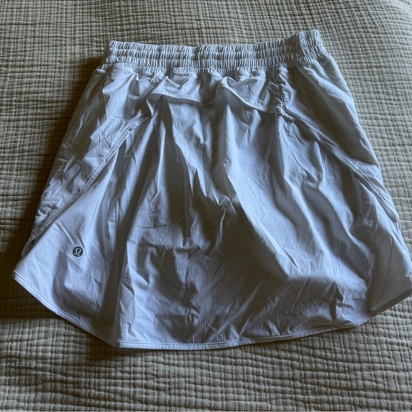lululemon hotty hot tennis skirt - Picture 6 of 8